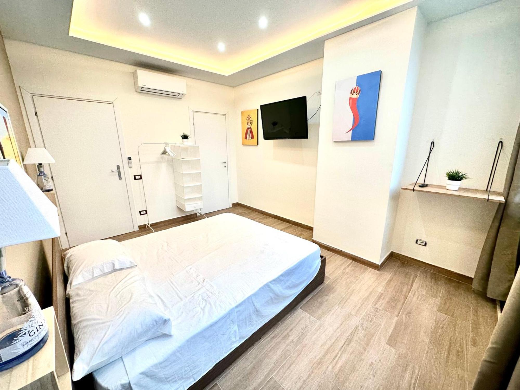Vespucci Rooms Napoli Esterno foto
